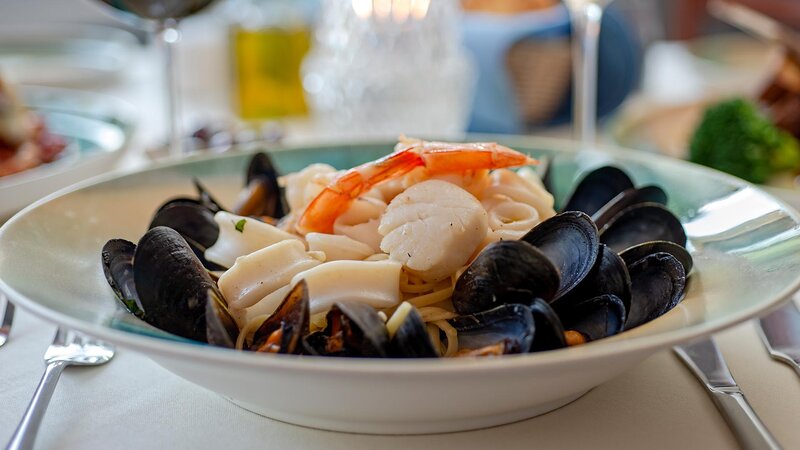 Linguine entree with mussels, clams, shrimp and calamari